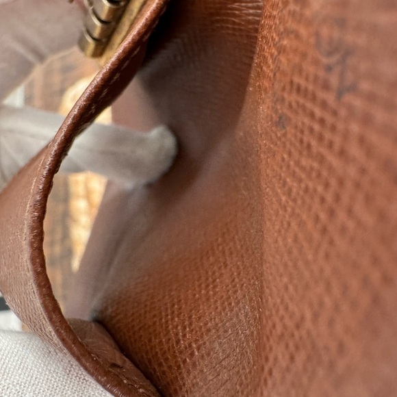 - Louis Vuitton monogram key holder /card holder & wrist key chain - Picture 10 of 11